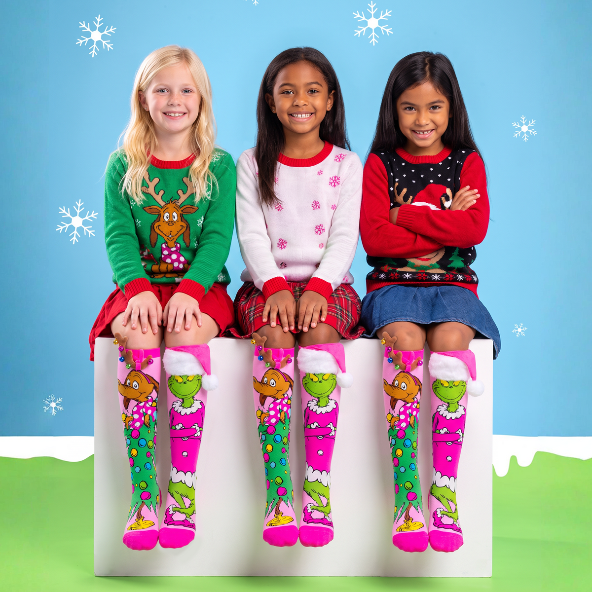 PRETTY GRINCH SOCKS
