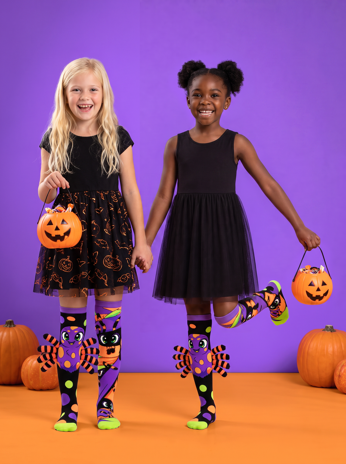 SPOOKY SPIDER SOCKS