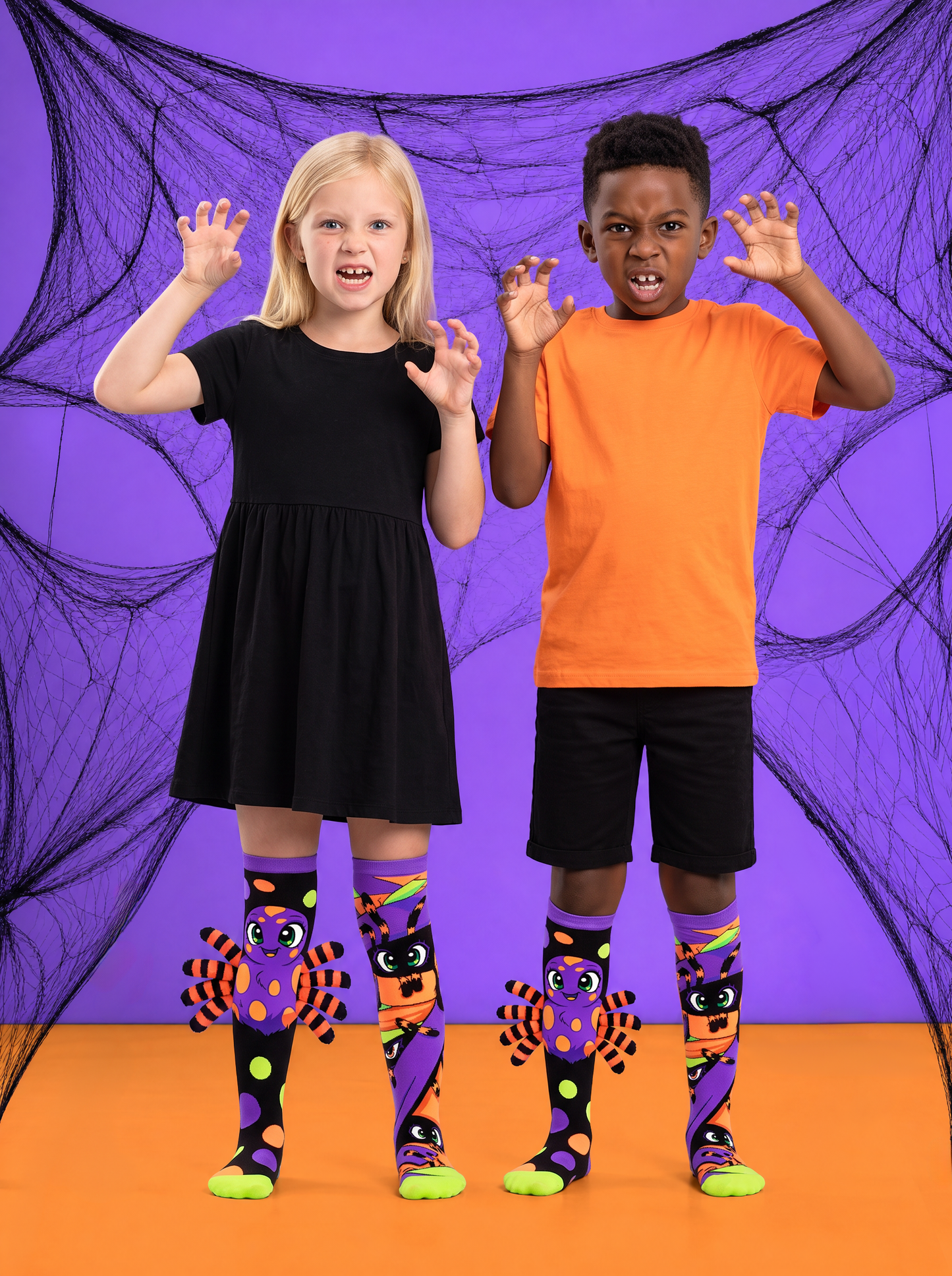 SPOOKY SPIDER SOCKS